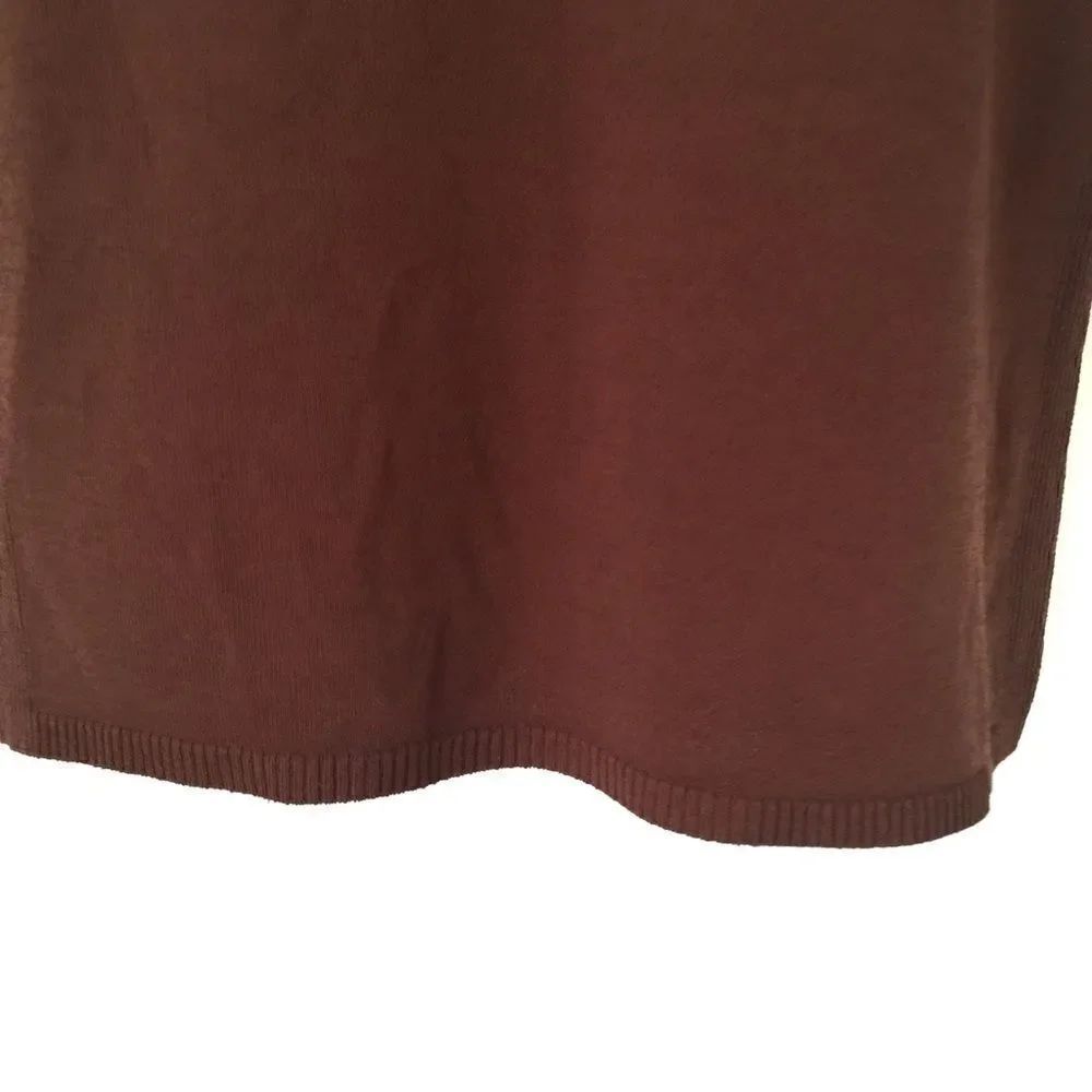 Finity Basic Top in Brown Size L - Picture 4 of 7